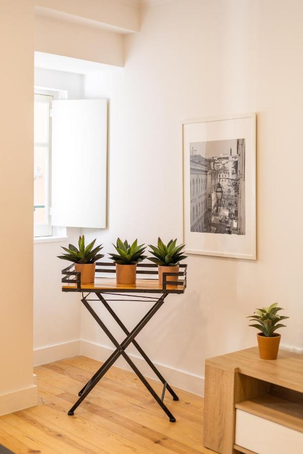 Alfama Chic Penabuquel Apartman Lisboa Kültér fotó